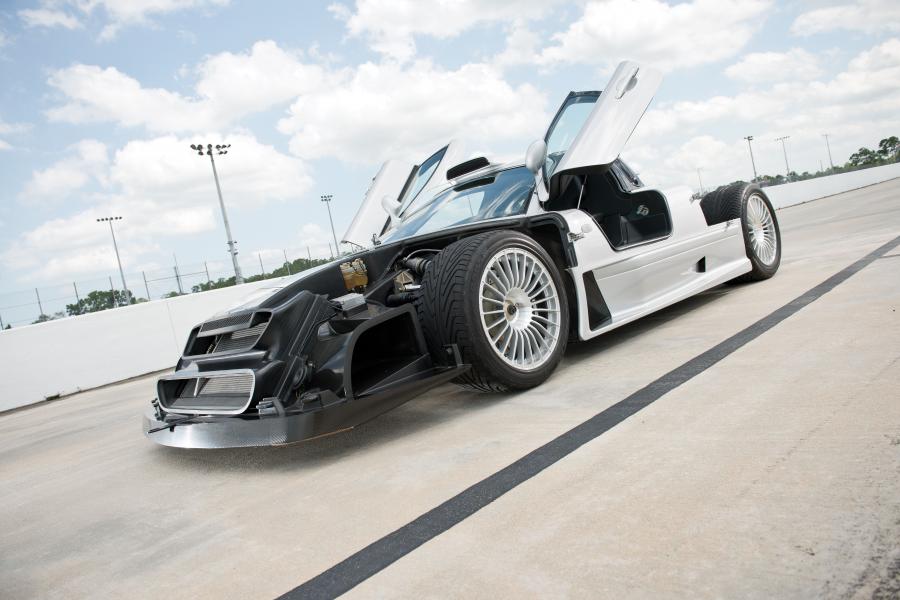 Mercedes-Benz CLK GTR 1998 года  (фото 6 из 33)